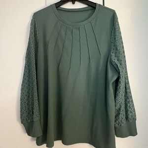 Elegant Green Women's Top